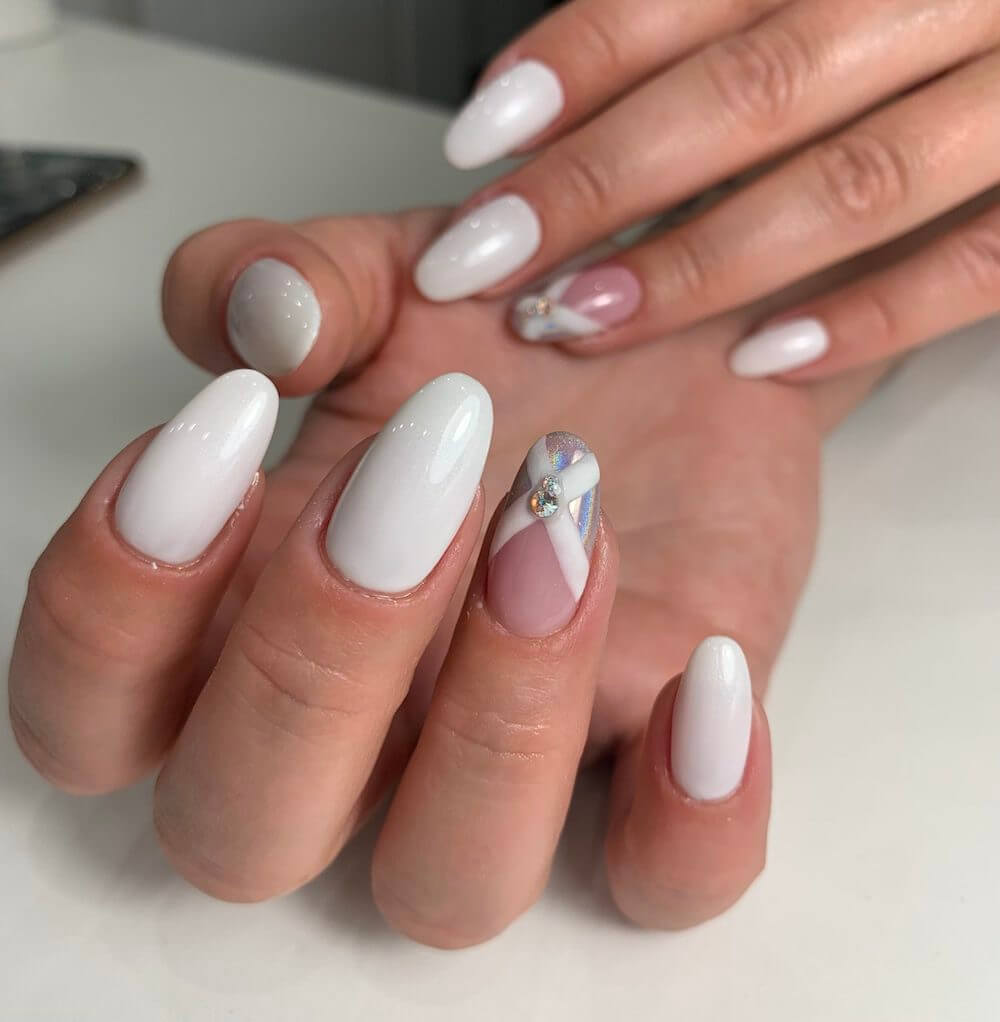 #102 Premium-EFFEKT Color Gel 5ml Kreide-Weiss unterlegt mit einem dezenten Perlglanzeffekt - MSE - The Beauty Company